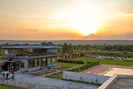Aravalli Hill Resort