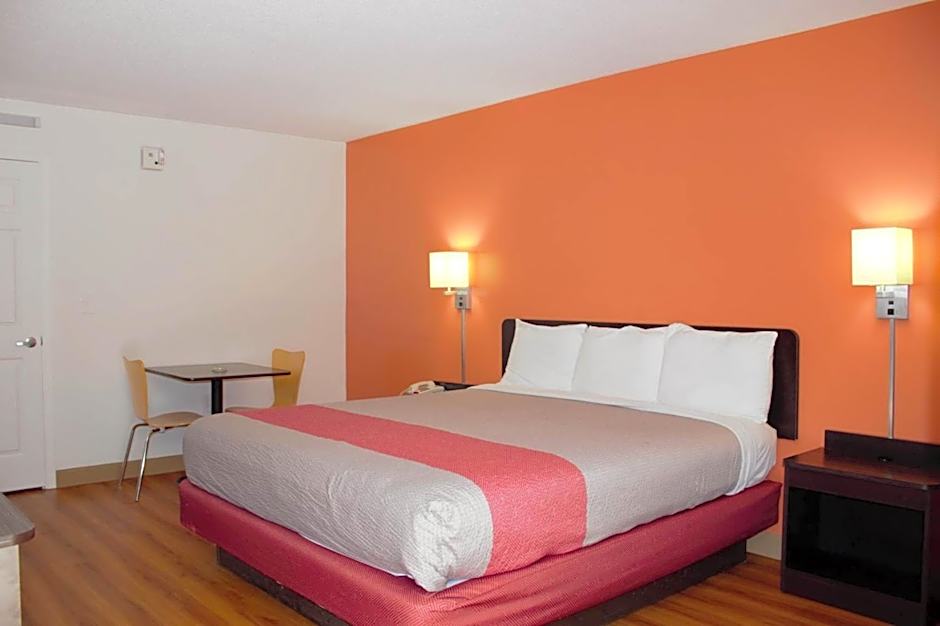 Motel 6-Cleveland, TN