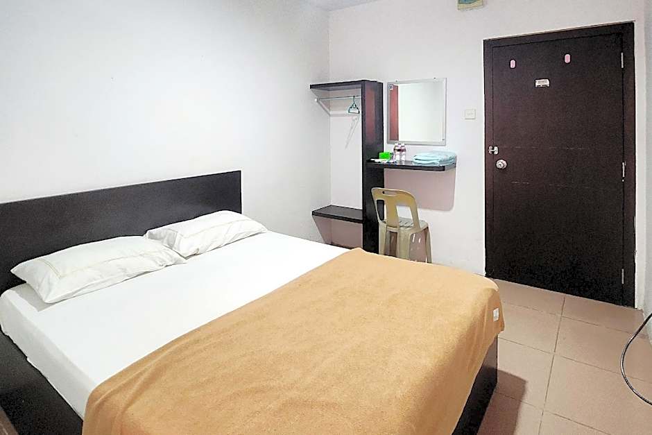 Arsya Homestay Mitra RedDoorz