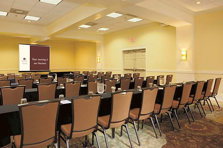 DoubleTree Suites by Hilton at The Battery Atlanta