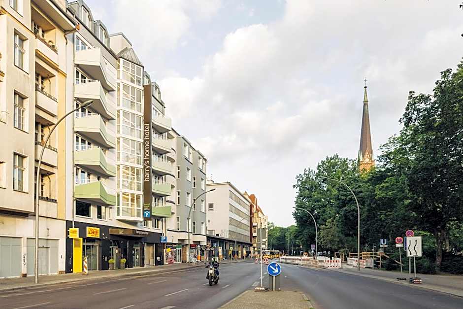 harry's home Berlin-Moabit hotel & apartments