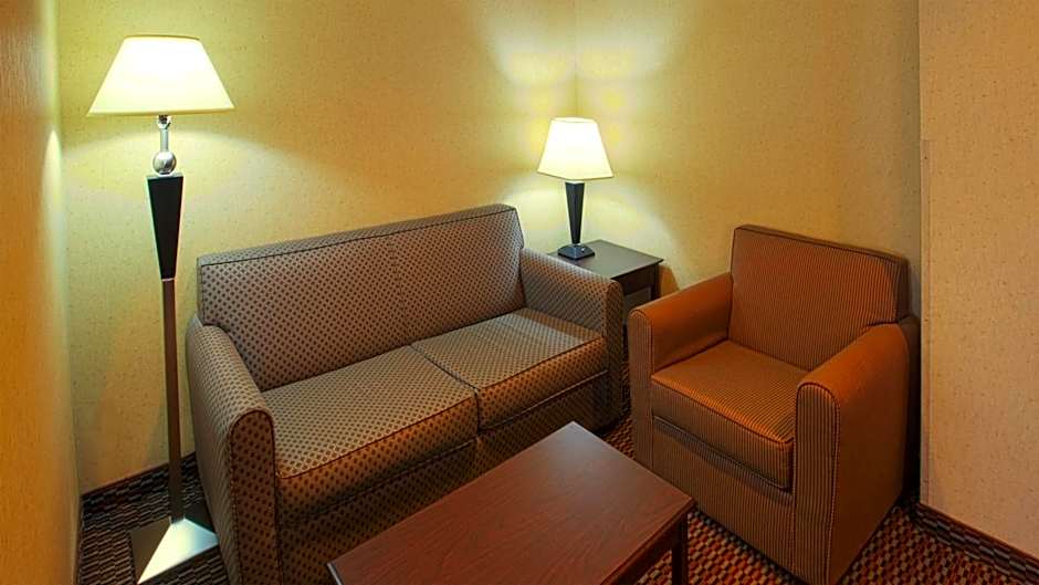 Holiday Inn Express Hotel & Suites Nampa By IHG