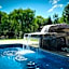 883 suite 102 Bromont Vieux Village 2cac , foyer