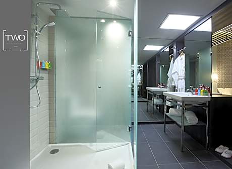 DOUBLE SINGLE USE GROUND FLOOR