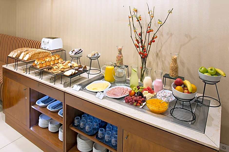 Stay Hotel Plaza San Martin