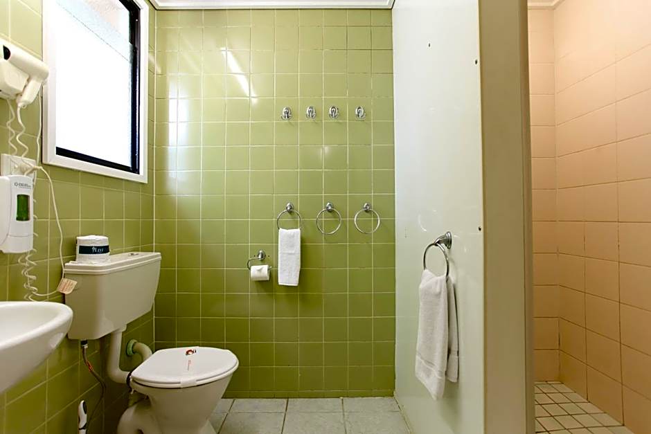 Tandara Hotel Motel