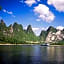 Yangshuo Guanyue Hotel