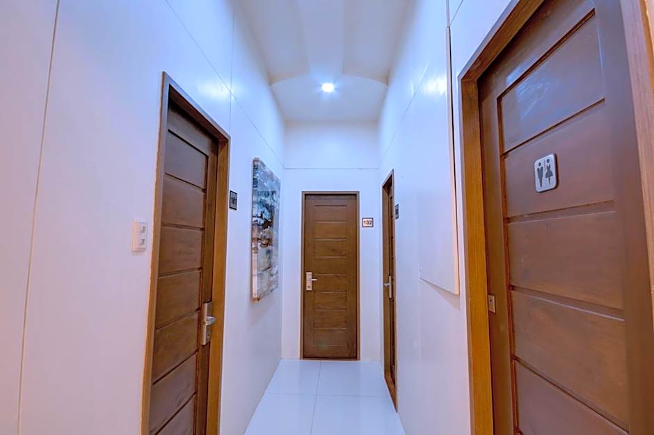 Sulit Budget Hotel near Dgte Airport Citimall