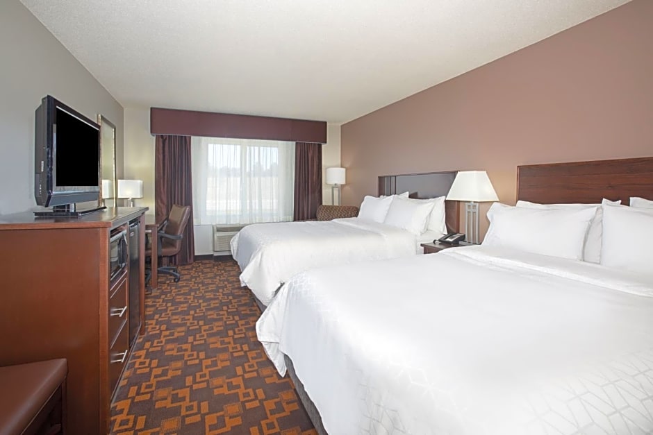 Holiday Inn Express Suites Yankton Hotel