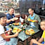 Sunny Guest House and Cafe