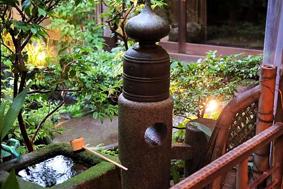 National important Cultural Ryokan TOSHIHARU