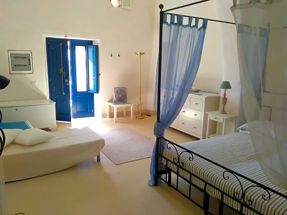 Alicudi Giardino dei Carrubi- al gradino 365