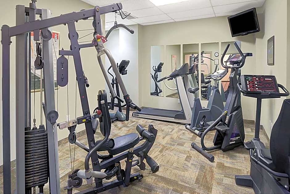 Ramada by Wyndham Niagara Falls/Fallsview