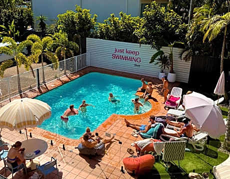 Abode Mooloolaba, Backpackers & Motel rooms