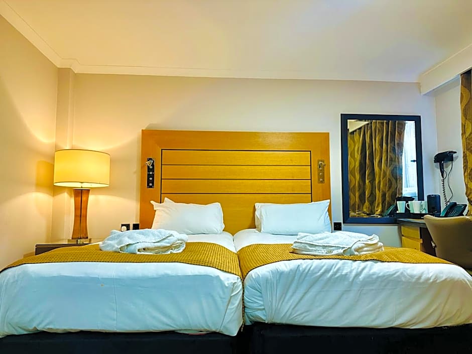 Crown Hotel - Stone, Near Stoke-On-Trent by OYO