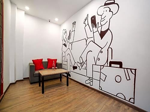 OYO Townhouse 80 Meera Bagh