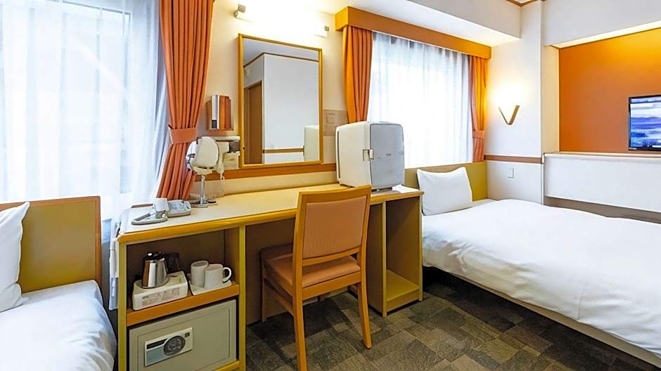 Toyoko Inn Hokkaido Hakodate Ekimae Daimon