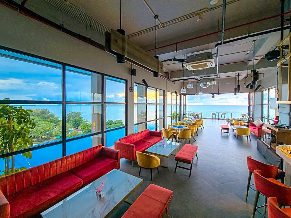 Golden Tulip Belitung