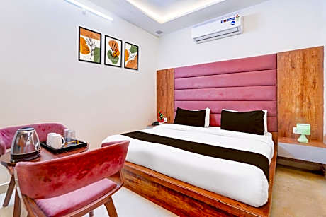 Super Townhouse Govardhan