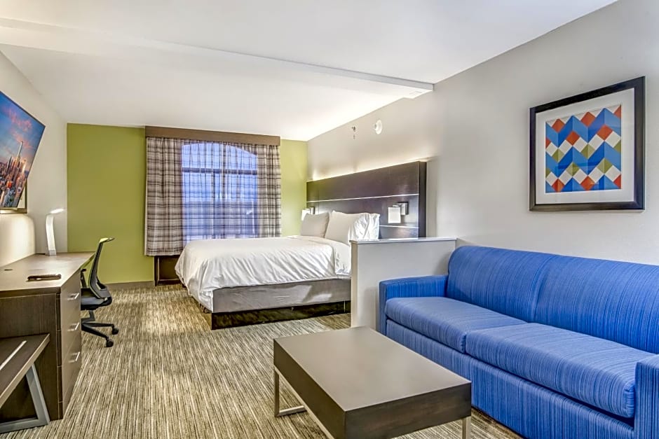 Holiday Inn Express & Suites Longview North by IHG