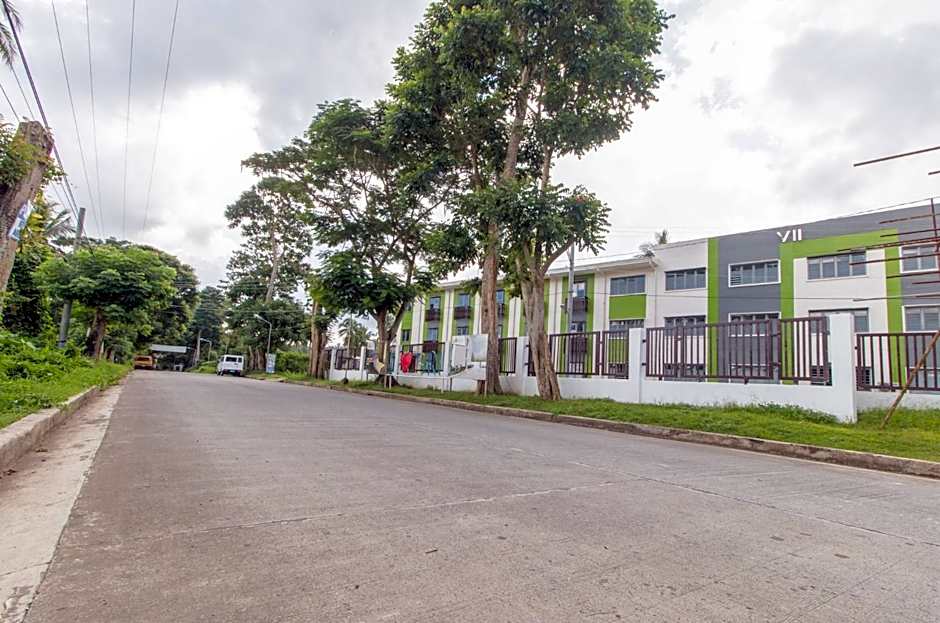 RedDoorz @ Sunfields Lipa Batangas