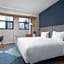 Holiday Inn Express Xi'an Qujiang Center By IHG