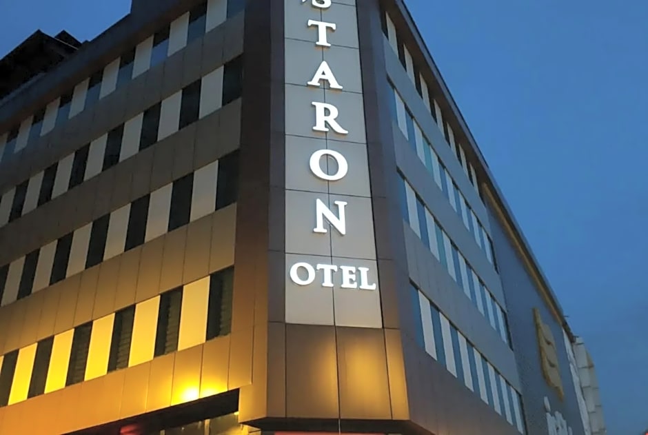 Staron Hotel