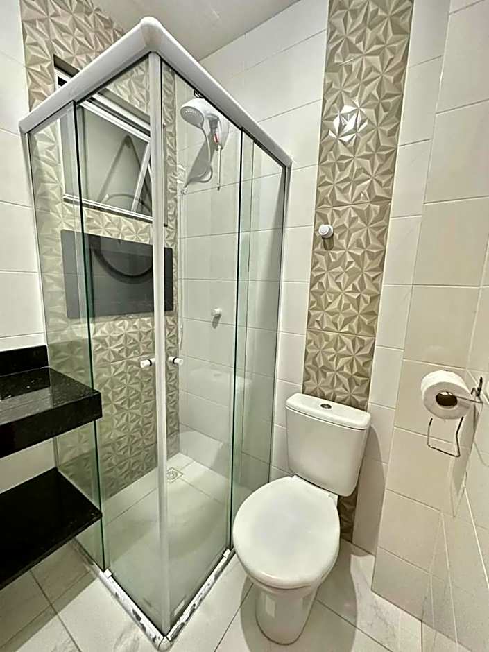 Seu refúgio paradisíaco a apenas 330 metros do mar TUB