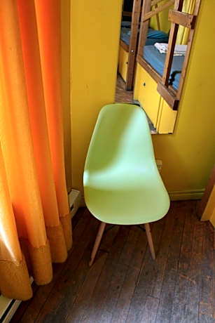 Bed in 6-Bed Mixed Dormitory Room