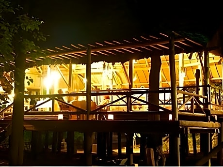 Samburu Intrepids Luxury Tented Camp Hotel
