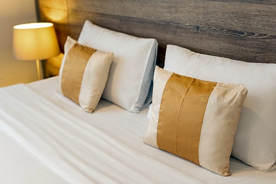 B2 Bangna Premier Hotel