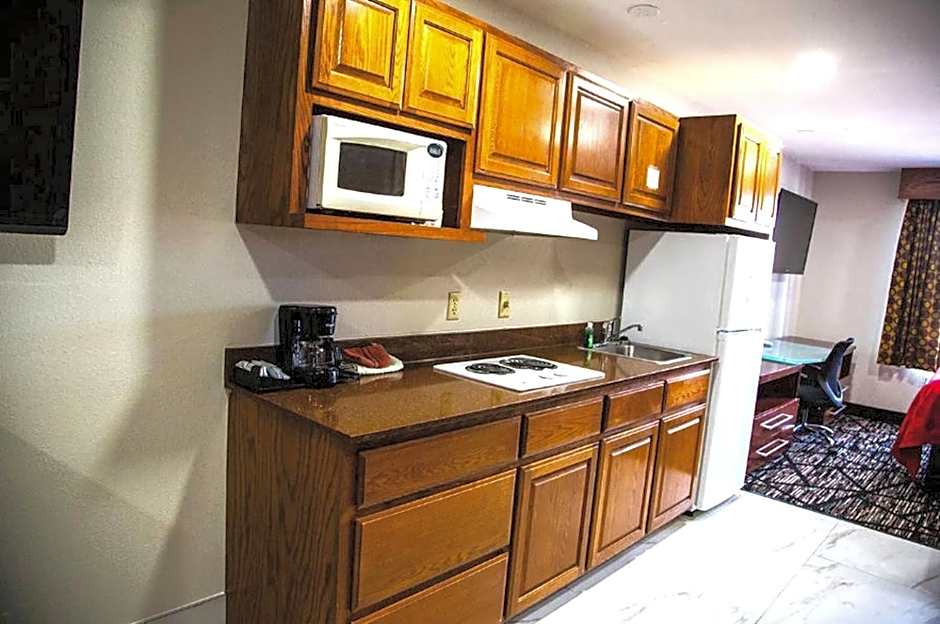 TownHouse Extended Stay Hotel Downtown