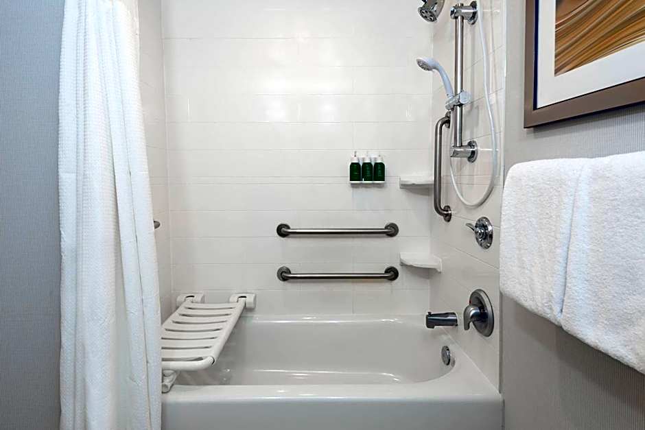 Courtyard by Marriott Buffalo Airport