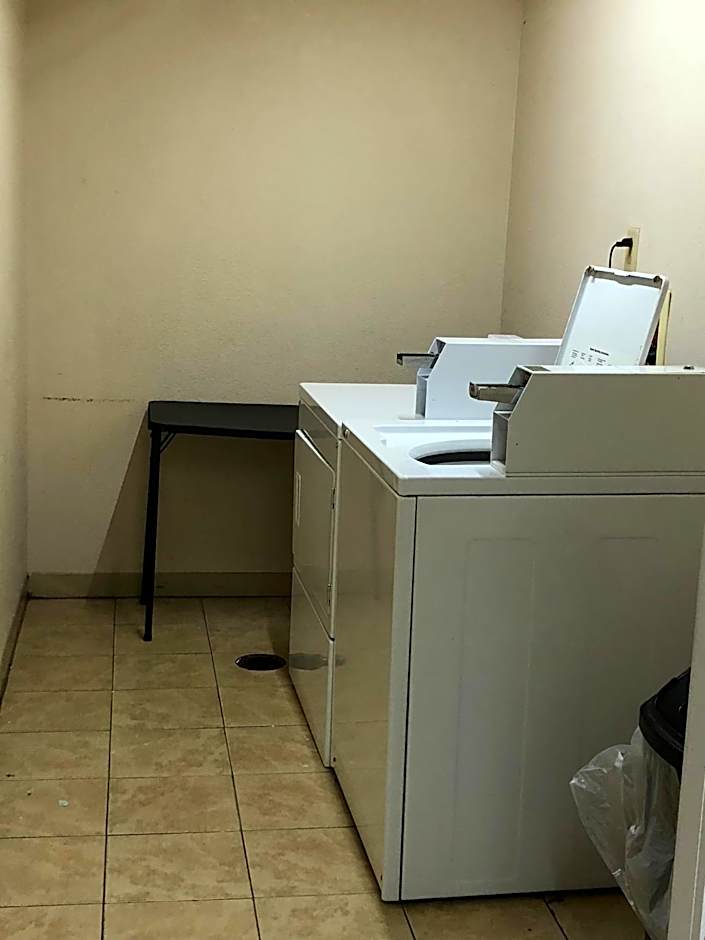 Microtel Inn & Suites by Wyndham Augusta Riverwatch