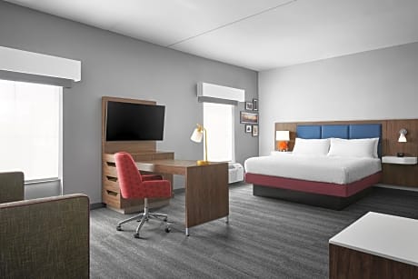 Hampton Inn & Suites Charlotte Steele Creek Road, NC