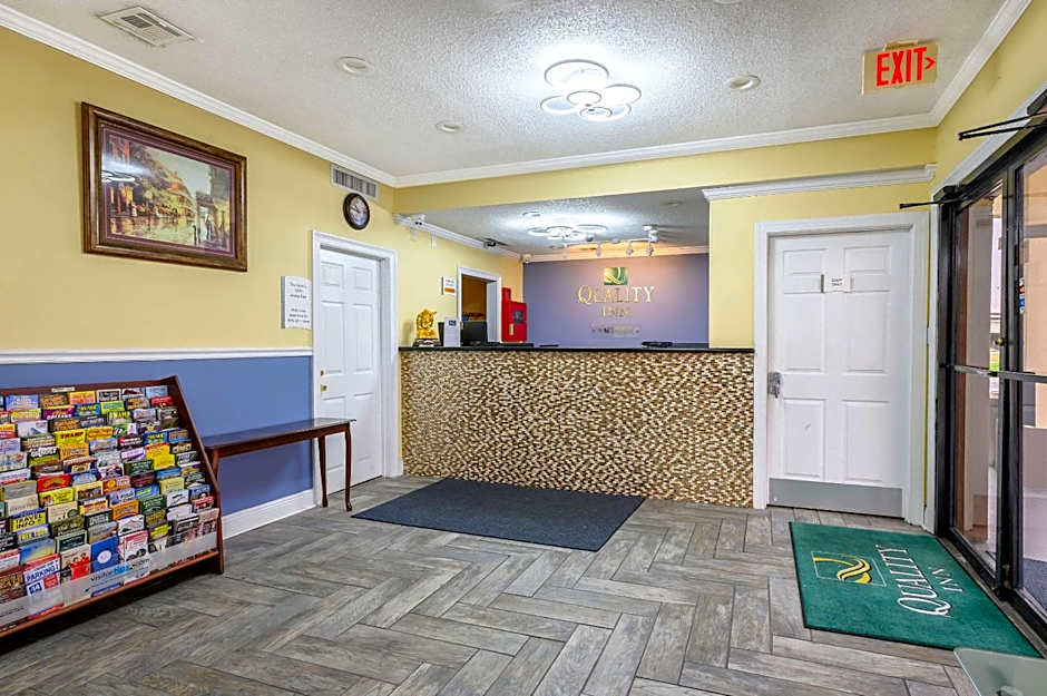 Quality Inn New Orleans I-10 East