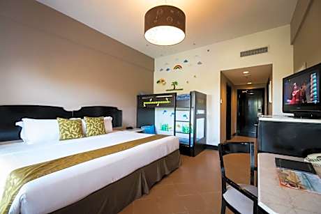 Thistle Family Deluxe