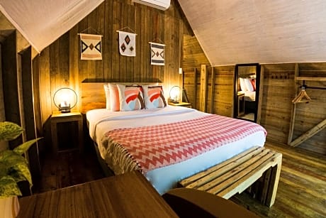 Premium Teepee Jungle View