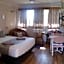 Holland Park Motel