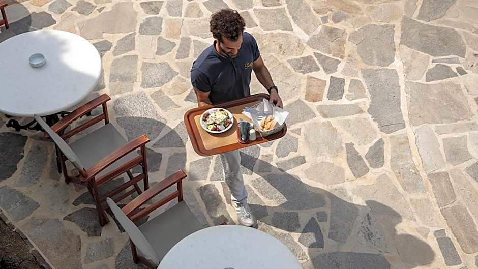 Proteas Hotel & Suites