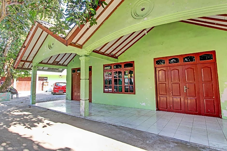 SPOT ON 93029 Pondok Wisata Sabar Menanti 2