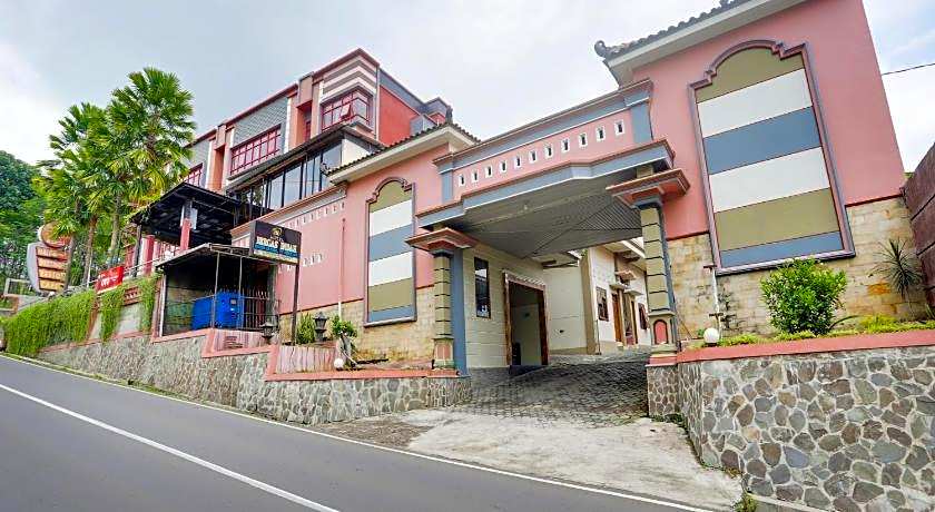 Urbanview Hotel Bergas Indah Bandungan by RedDoorz