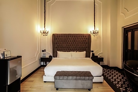 Standard Suite