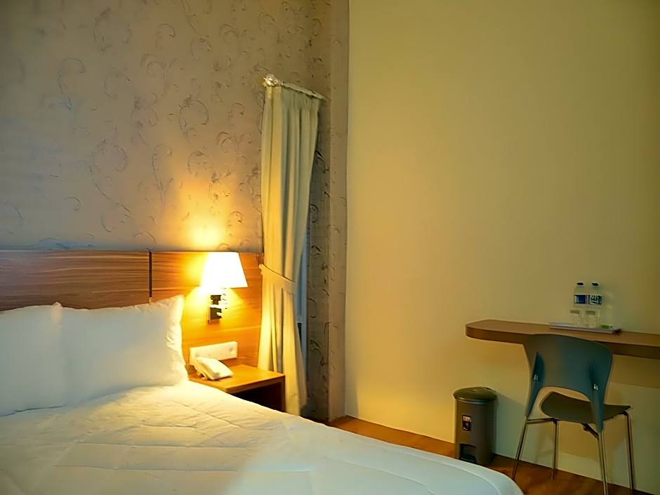 Tanjung Karang Hotel