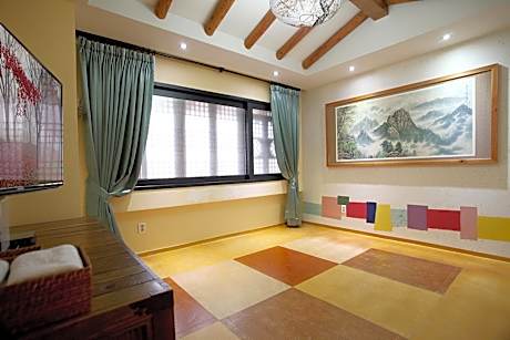 Standard Family Room