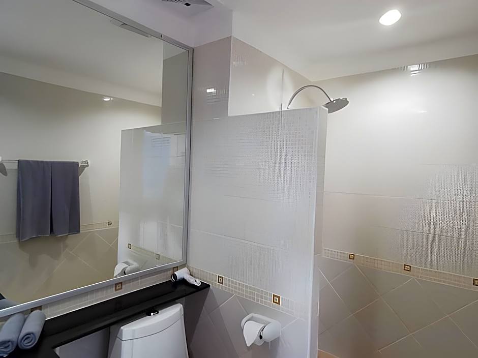 Karon Studio Apartment