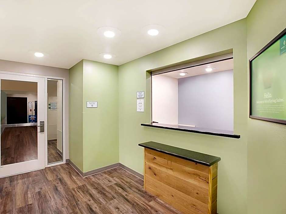 WoodSpring Suites Austin Northwest Research Blvd