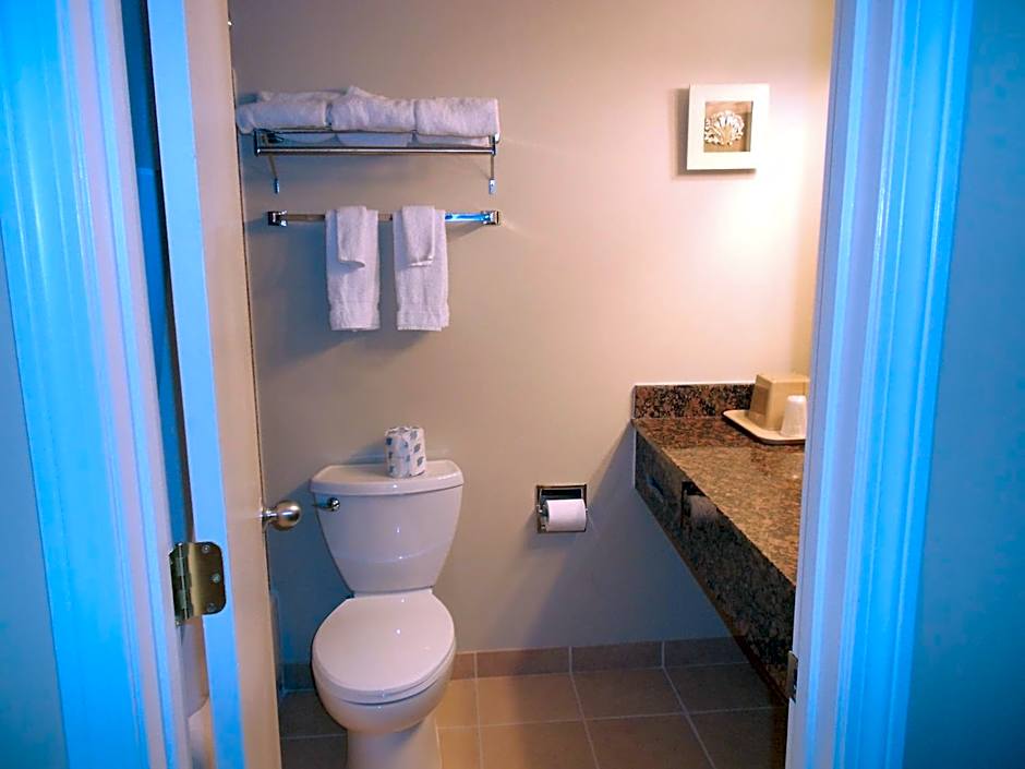 Cape Shore Inn