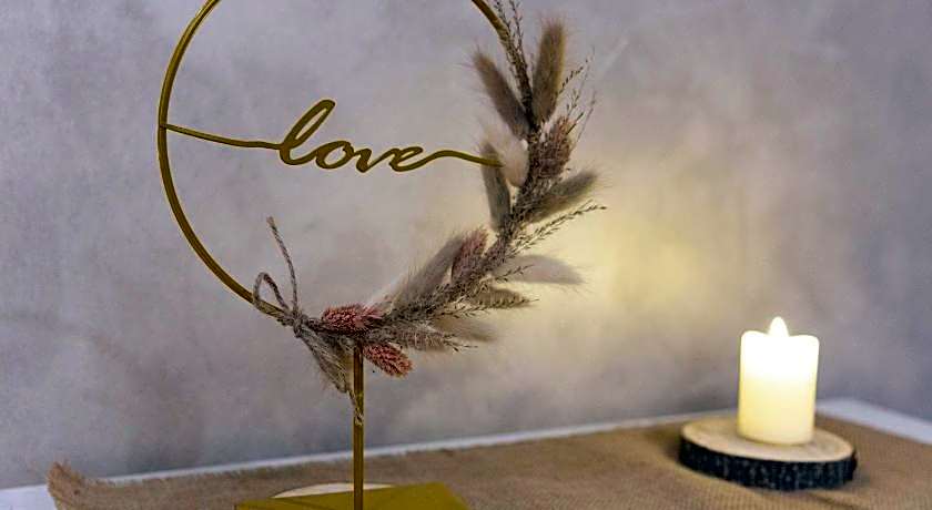 Zenitude Hotel la Valadiere, an Ascend Collection Hotel