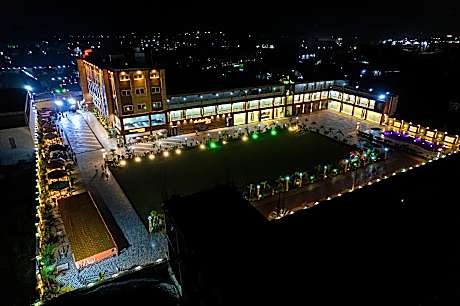 The Bodhi Palace Resort